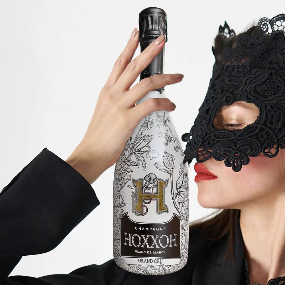 HOXXOH Champagne. Fully luminous bottles. Color your Mind ! HOXXOH Champagne. Fully luminous bottles. Color your Mind !